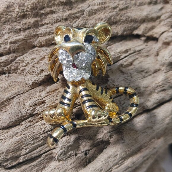 Jomaz Brooch Pin Vintage Gold Rhinestone Tiger Cat Black Enamel Stripes Crystal - Picture 10 of 11